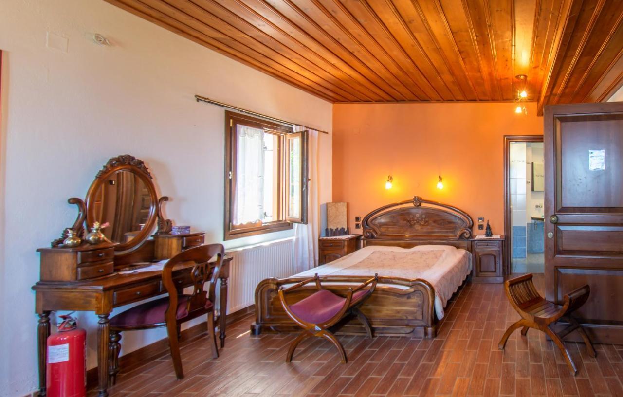 Traditional Guesthouse 4 Epoches Zagora Esterno foto